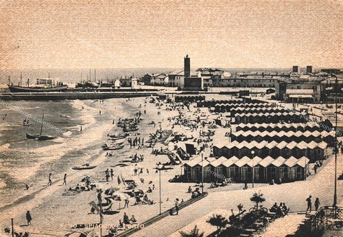 Co556 cartolina fano spiaggia - co556,