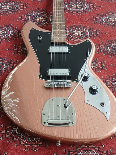 Novo serus guitar boutique - novo, j